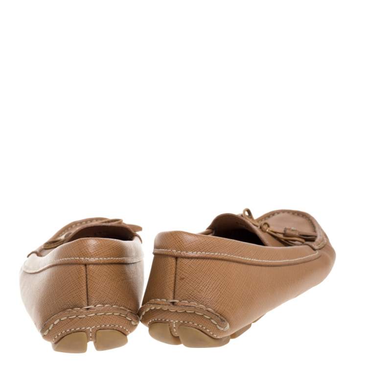 Pre Owned Prada Brown Saffiano Leather Bow Slip On Loafers Size 39.5