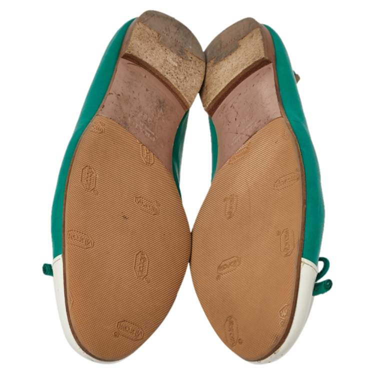 Pre Owned Prada Green/White Leather Bow Cap Toe Ballet Flats Size 38.5