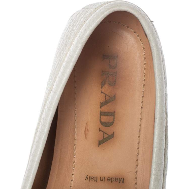 Pre Owned Prada White Leather Bow Loafers Size 37.5