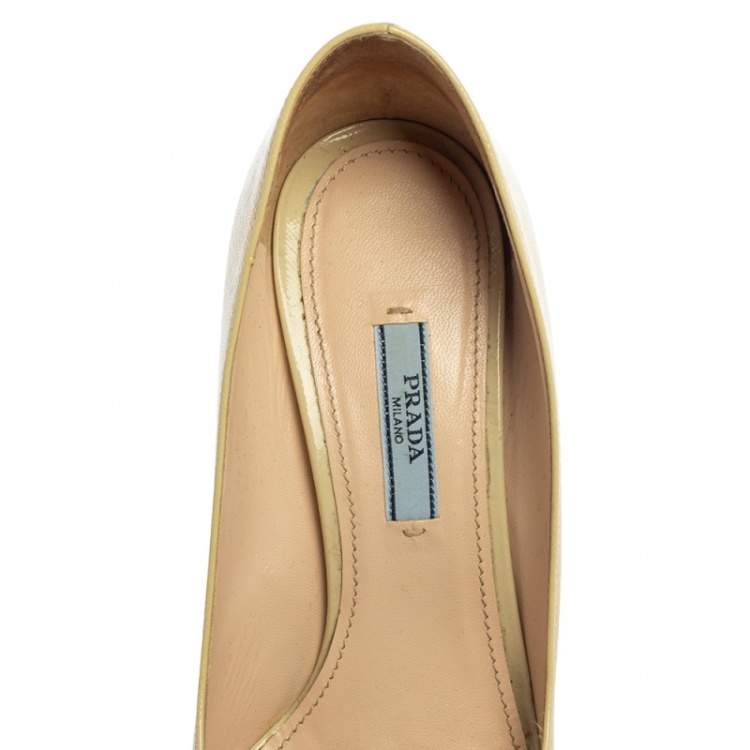 Pre Owned Prada Cream Leather Pointed Toe Platform Pumps Size 38