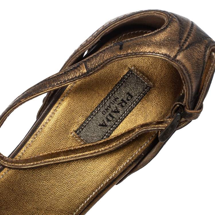 Pre Owned Prada Gold Leather Peep Toe Ankle Strap Platform Sandals Size 38