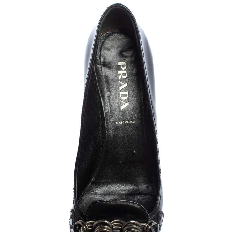 Pre Owned Prada Black Leather Pointed Toe Chain Embellishment Pumps Size 36