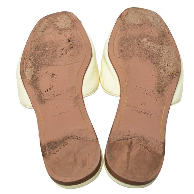 Pre Owned Prada Cream Patent Saffiano Leather Crystal Embellished Flat Sandals Size 38 