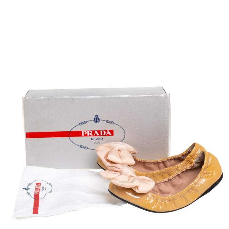 Pre Owned Prada Sports Beige Leather Bow Scrunch Ballet Flats Size 38.5