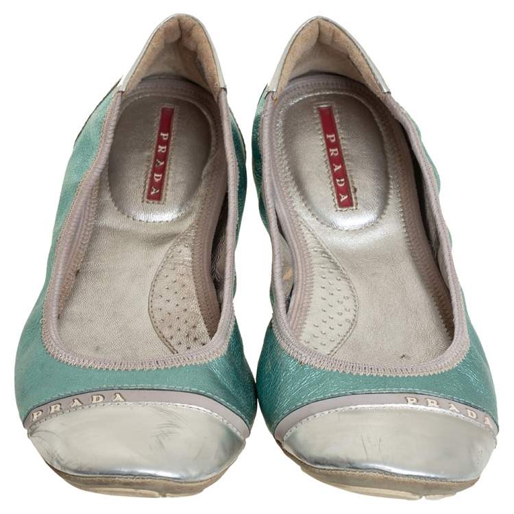 Pre Owned Prada Metallic Silver/Blue Patent And Leather Scrunch Ballet Flats Size 36.5