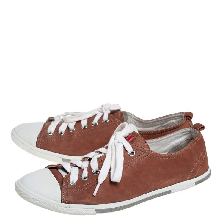 Pre Owned Prada Tan Leather   Low Top Lace Up Sneakers Size 39