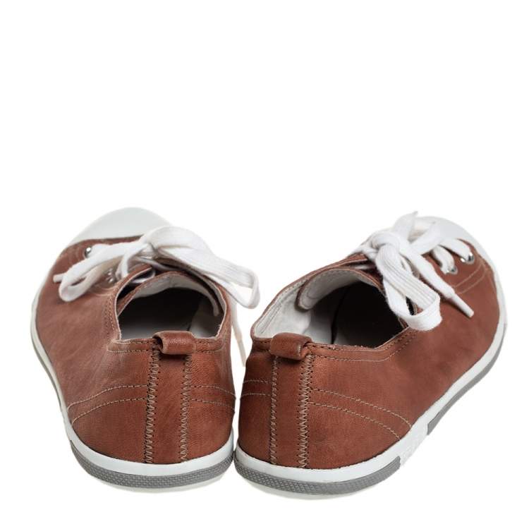 Pre Owned Prada Tan Leather   Low Top Lace Up Sneakers Size 39