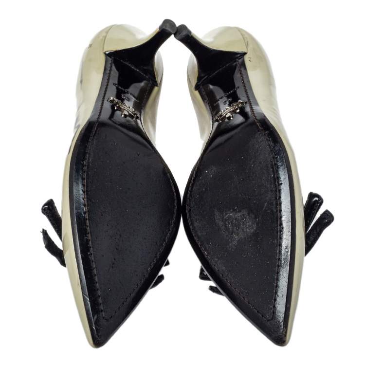 Pre Owned Prada Olive Green Patent Leather Pointed Toe Pumps Size 38