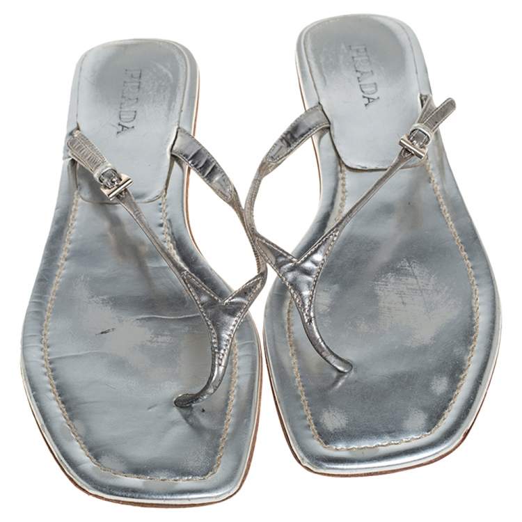 Pre Owned Prada Silver Leather Buckle Embellished Thong Sandals Size 40