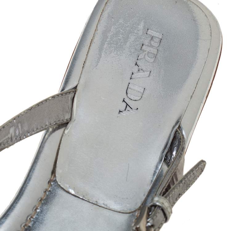 Pre Owned Prada Silver Leather Buckle Embellished Thong Sandals Size 40