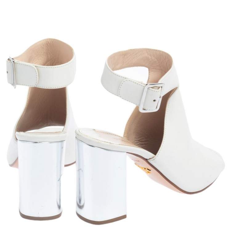 Pre Owned Prada White Leather Peep Toe Sandals Size 38