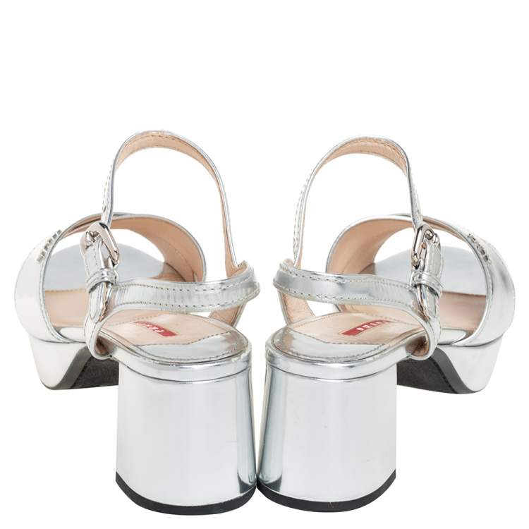 مملوكة مسبقًا Prada Sport Silver Leather Platform Block Heel Ankle Strap Sandals Size 38
