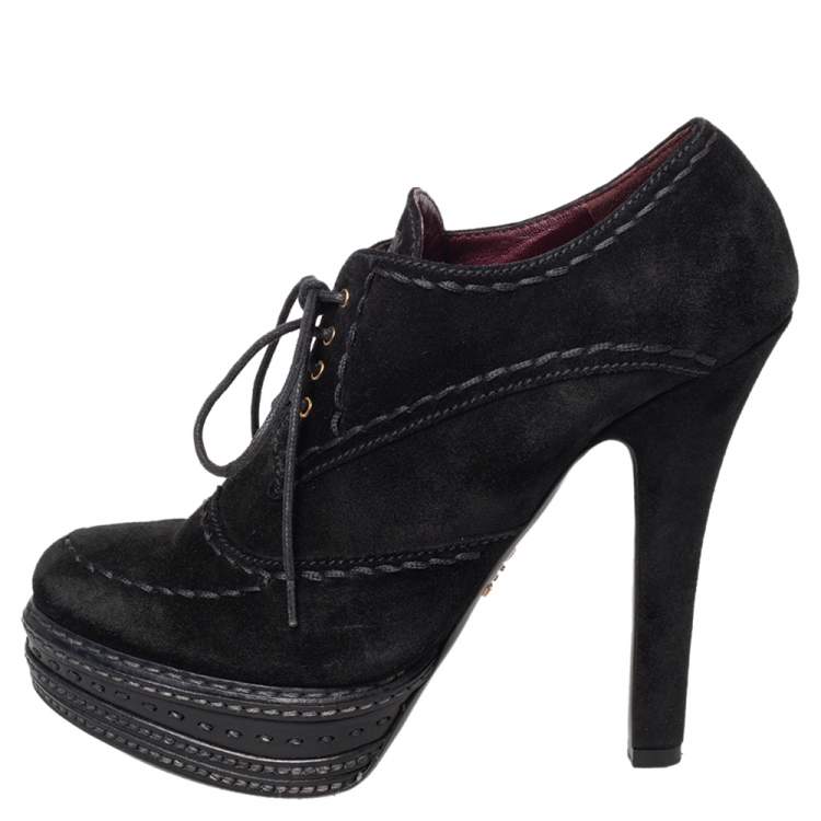 Pre Owned Prada Black Suede Platform Lace Up Booties Size 38.5