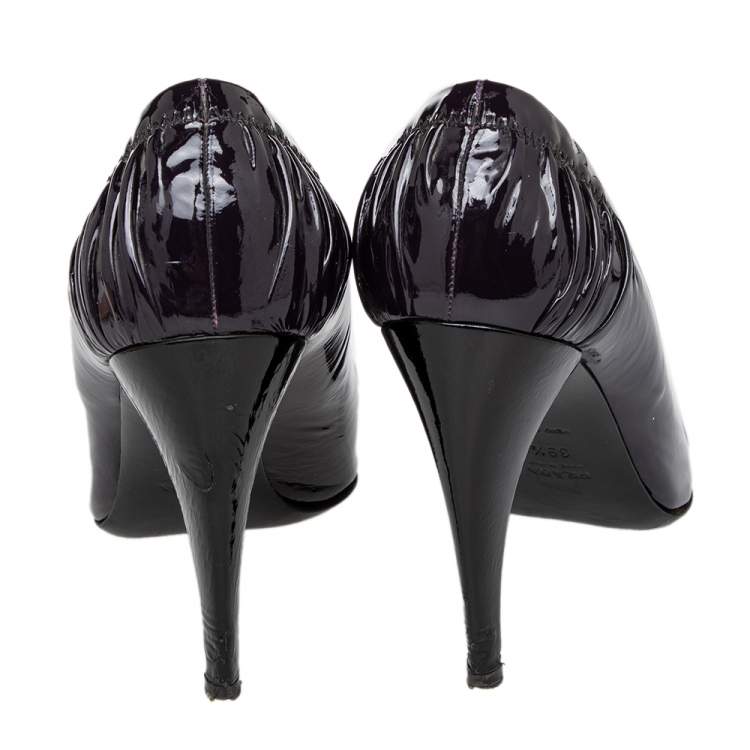 Pre Owned Prada Black/Purple Patent Leather Pointed Toe Pumps Size 39.5