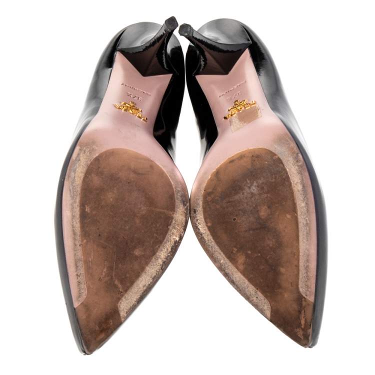 Pre Owned Prada Metallic Grey/Black Patent Leather Pointed Toe Pumps Size 37.5