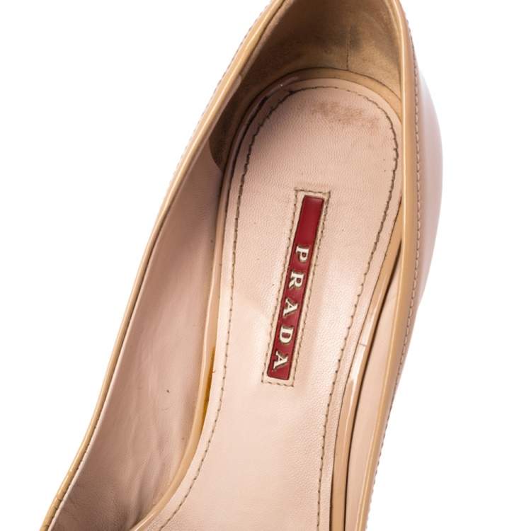 Pre Owned Prada Beige Patent Leather Peep Toe Cork Wedges Pumps Size 38