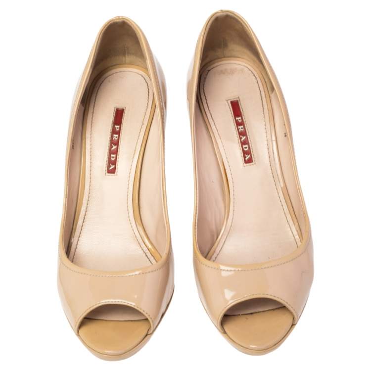 Pre Owned Prada Beige Patent Leather Peep Toe Cork Wedges Pumps Size 38