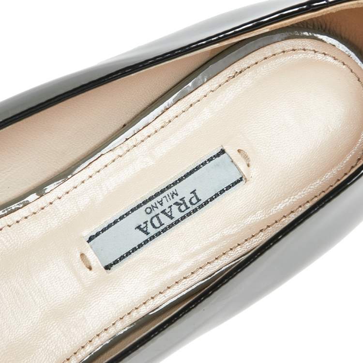 Pre Owned Prada Grey Patent Leather Smoking Slippers Loafers Size 39