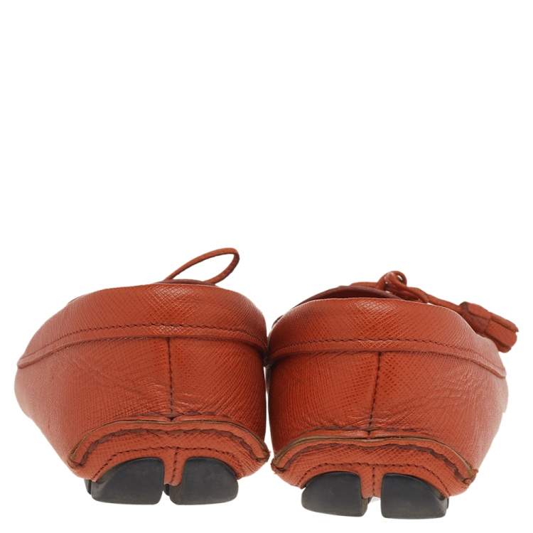 Pre Owned Prada Orange Leather Bow Slip On Loafers Size 35.5