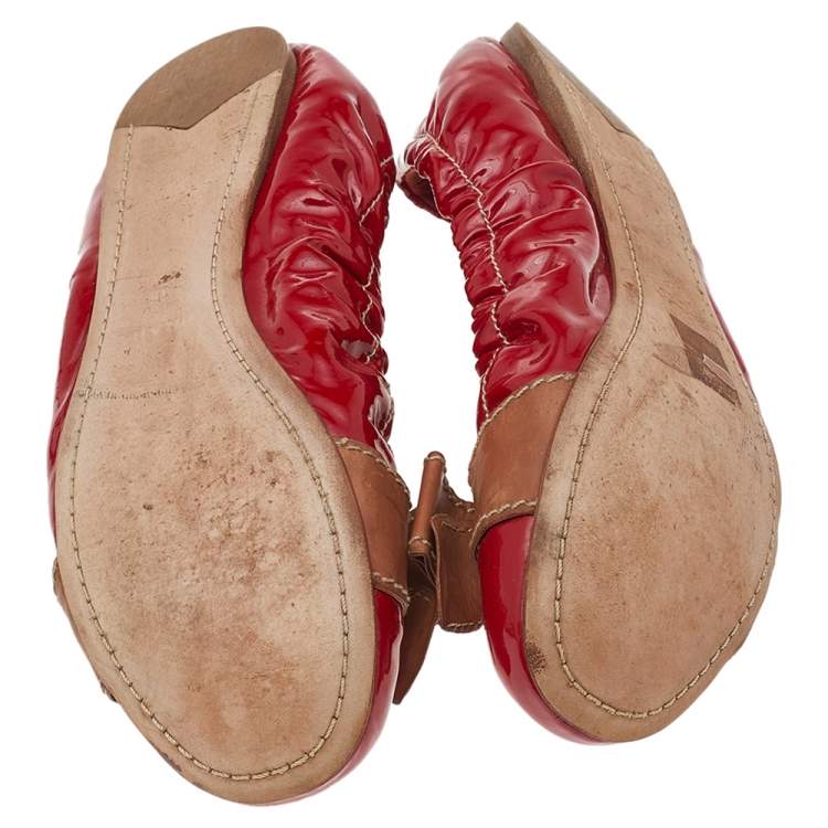 Pre Owned Prada Red/Brown Patent Leather Bow Scrunch Ballet Flats Size 38