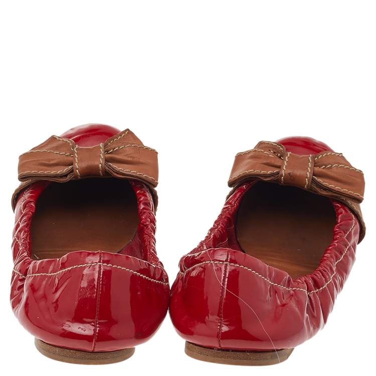Pre Owned Prada Red/Brown Patent Leather Bow Scrunch Ballet Flats Size 38