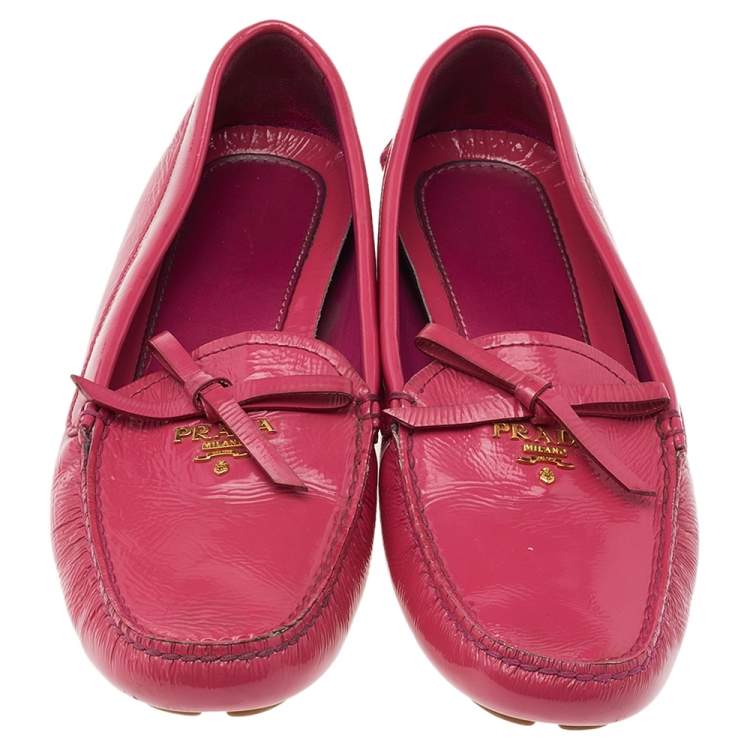 Pre Owned Prada Pink Patent Leather Bow Slip On Loafers Size 38