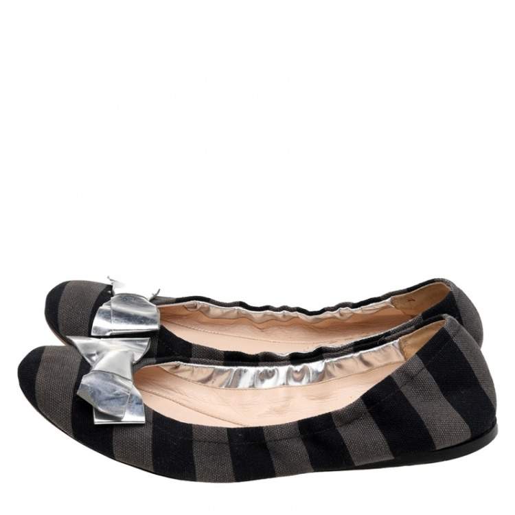 Pre Owned Prada Black/Silver Canvas And Leather Bow Scrunch Ballet Flats Size 38.5