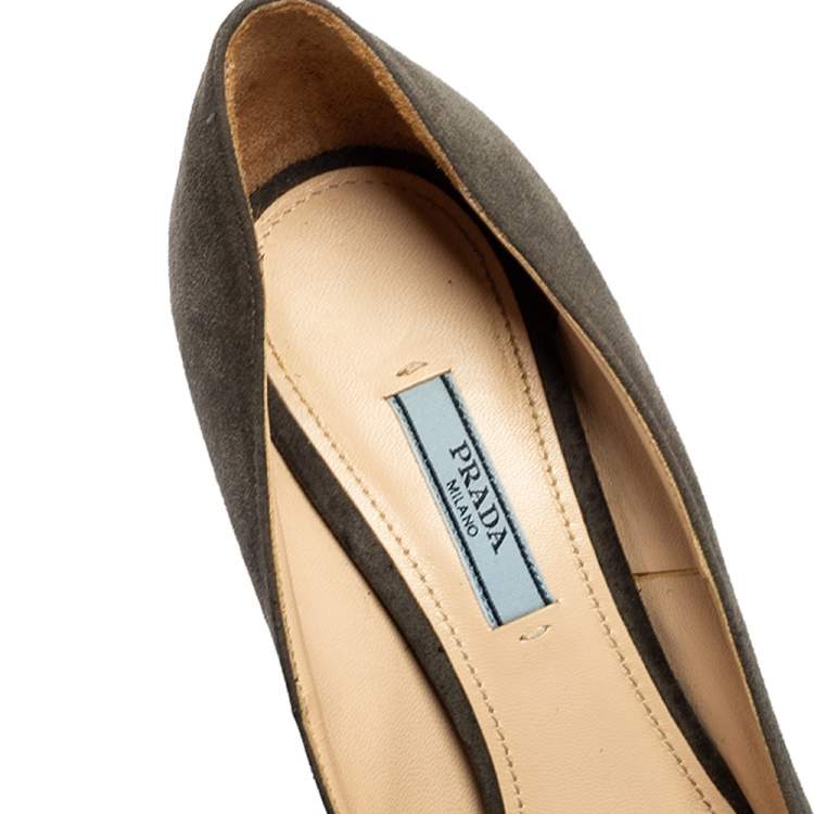 Pre Owned Prada Grey Suede Platform Pumps Size 40