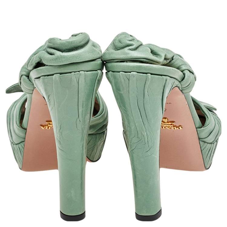 Pre Owned Prada Green Pleated Leather Bow Detail Slingback Platform Sandals Size 40
