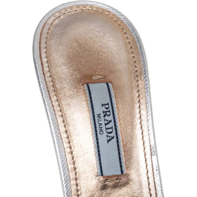 Pre Owned Prada Silver Leather Peep Toe Slide Sandals Size 39