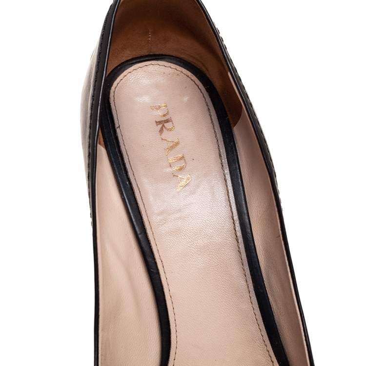 Pre Owned Prada Black Croc Embossed And Leather  Cap Toe  Pumps Size 40