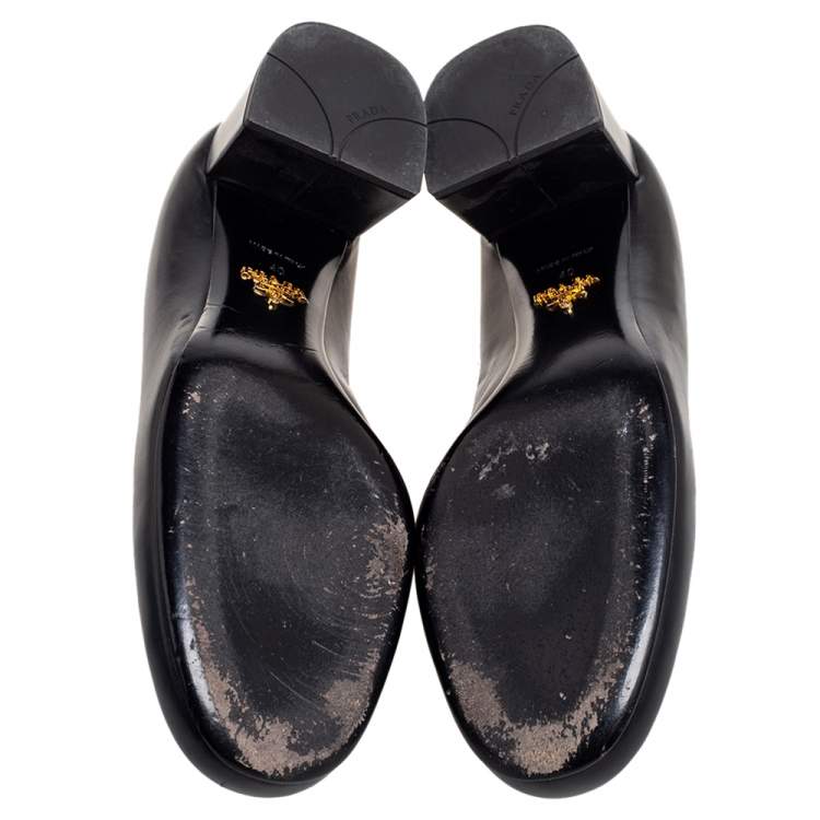 Pre Owned Prada Black Leather Round Toe Block Heel Pumps Size 40