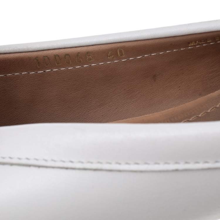 Pre Owned Prada  White Leather Bow Loafers Size 40
