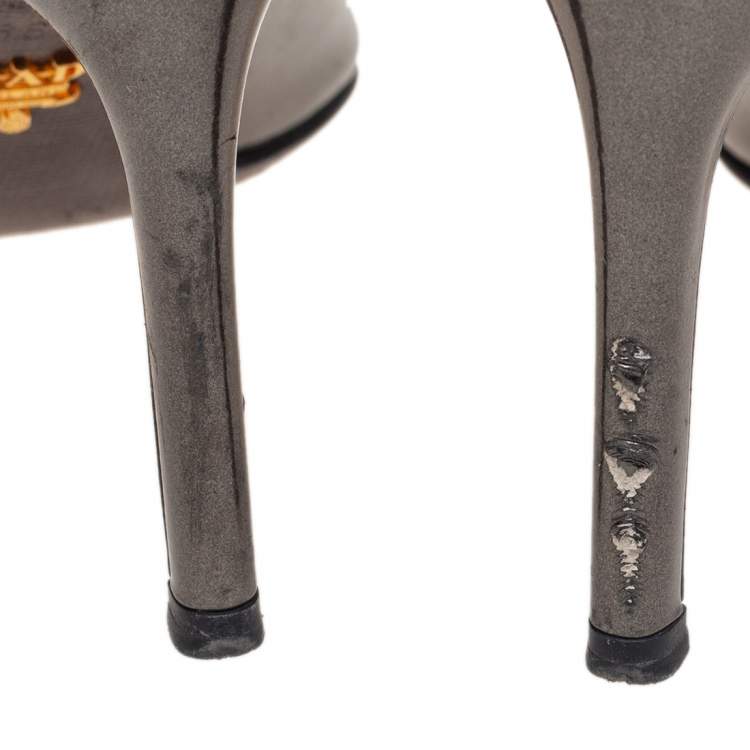 Pre Owned Prada Metallic Grey Leather Pointed Toe Pumps Size 36.5