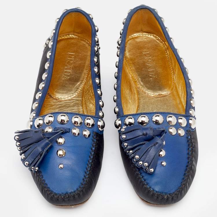 Pre Owned Prada Black/Blue Leather Studded Slip On Loafers Size 36