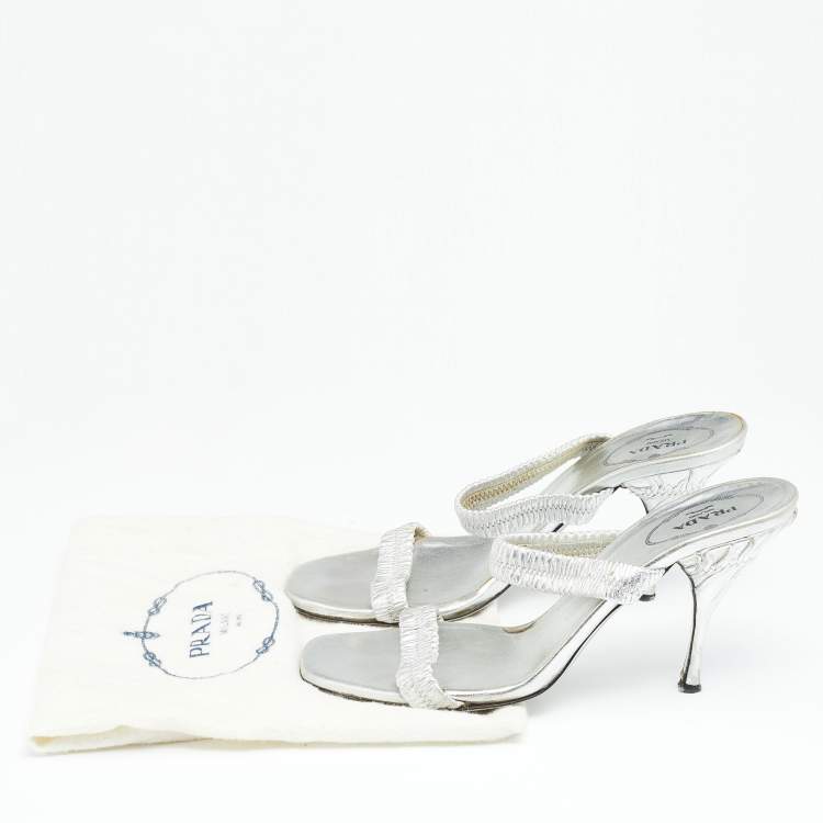 Pre Owned Prada Silver Leather Slide Sandals Size 37.5