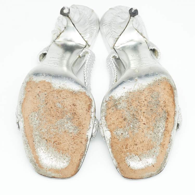 Pre Owned Prada Silver Leather Slide Sandals Size 37.5