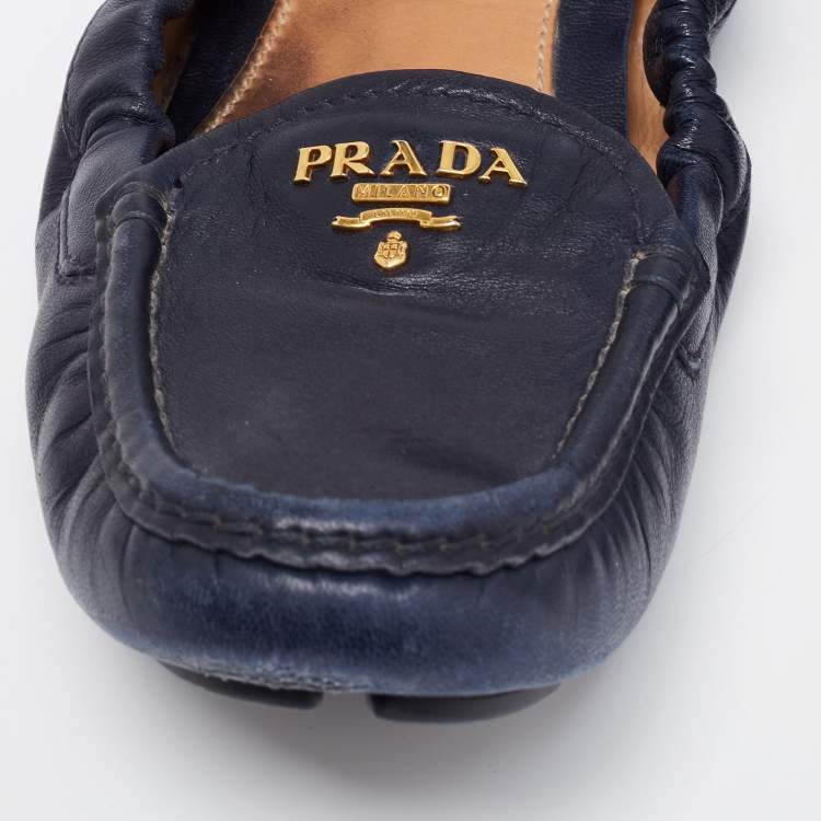 Pre Owned Prada Navy Blue Leather Scrunch Loafers Size 37.5