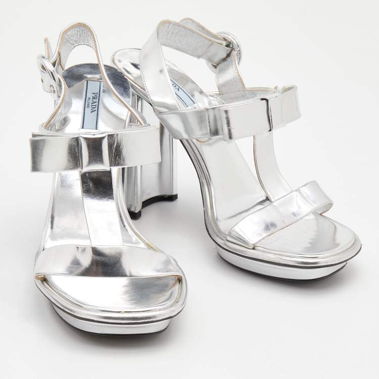 Pre Owned Prada Metallic Silver Leather T-Strap Platform Sandals Size 37