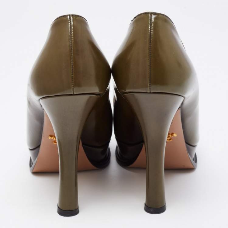 Pre Owned Prada Olive Green Leather Platform Pumps Size 39