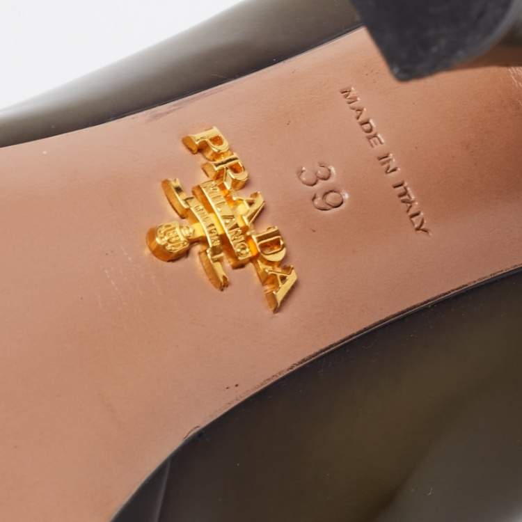 Pre Owned Prada Olive Green Leather Platform Pumps Size 39