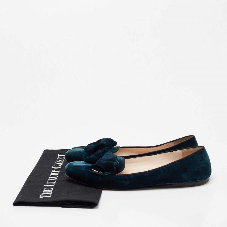 Pre Owned Prada Navy Blue Velvet Bows Ballet Flats  Size 39