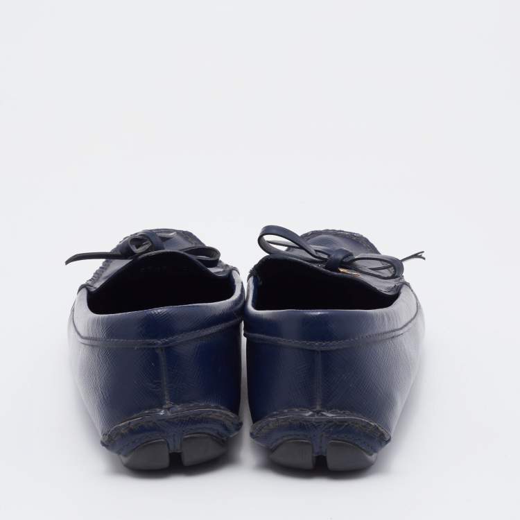 Pre Owned Prada Navy Blue Saffiano Patent Leather Bow Slip On Loafers Size 36.5