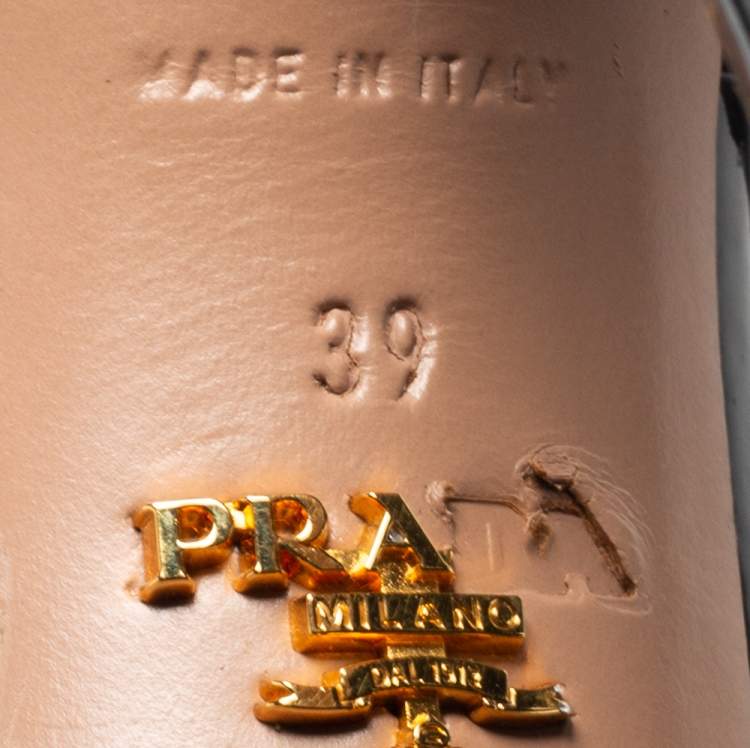 Pre Owned Prada Black Patent Leather Platform Strappy Sandals Size 39