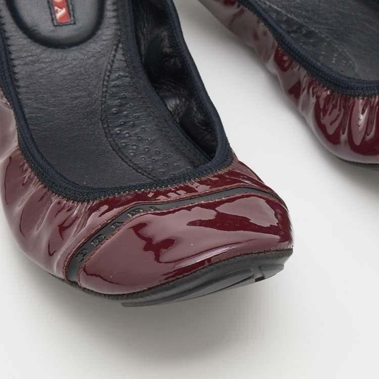 Pre Owned Prada Burgundy Patent Leather Scrunch Ballet Flats Size 39