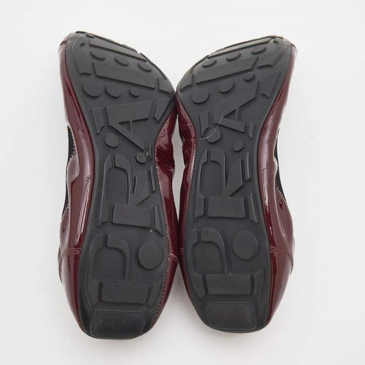 Pre Owned Prada Burgundy Patent Leather Scrunch Ballet Flats Size 39
