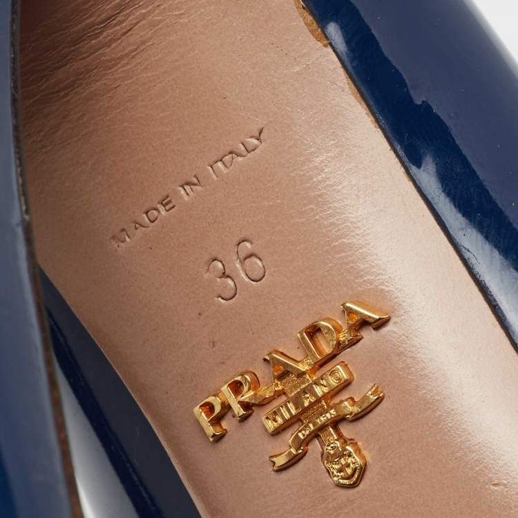 Pre Owned Prada Blue Patent Leather Round Toe Platform Pumps Size 36