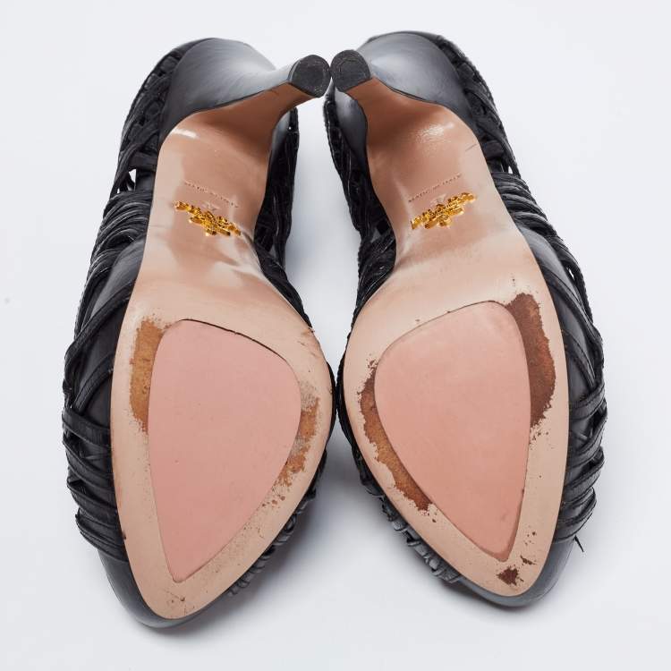 مملوكة مسبقًا Prada Black Leather Peep Toe Platform Sandals  Size 37
