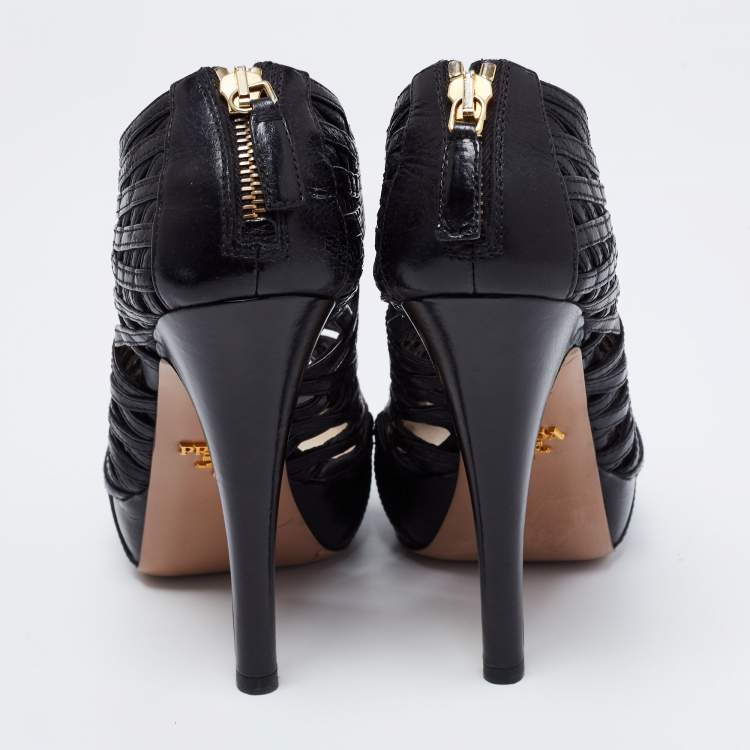 مملوكة مسبقًا Prada Black Leather Peep Toe Platform Sandals  Size 37