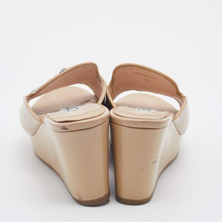 Pre Owned Prada Beige Saffiano Patent Leather Crystal Embellished Platform Wedge Sandals Size 39